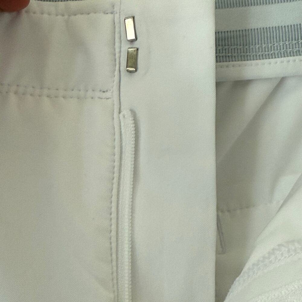 Under Armour Drive Women's Short's Size 8 - Picture 4 of 6